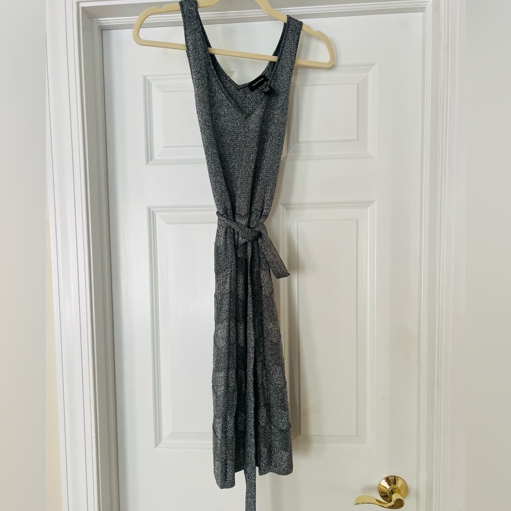 Holiday silver metallic (hard to see in photos) by Spence size medium - Picture 2 of 9